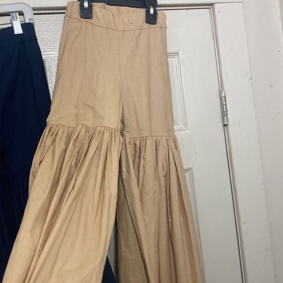 Cute Bell bottom - Picture 3 of 7